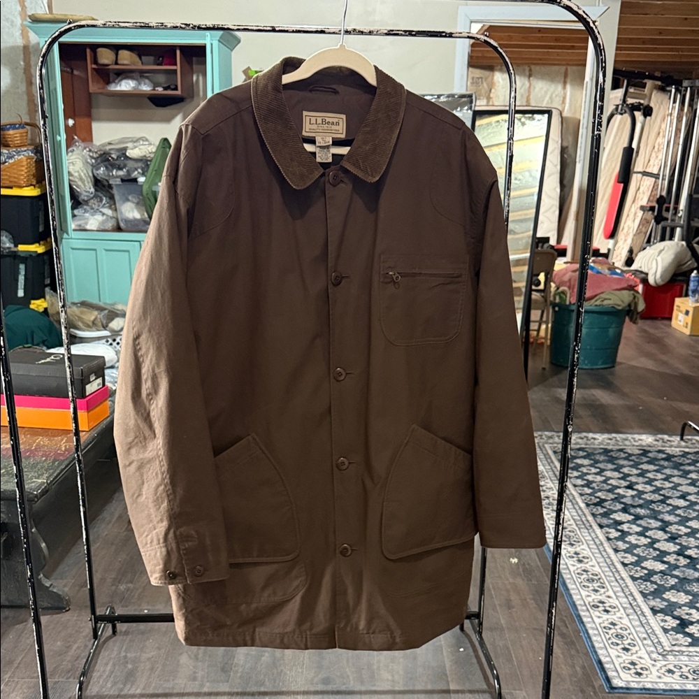 Vintage L.L. Bean Brown Cotton Field barn Jacket with Corduroy Collar.  2XL Tall